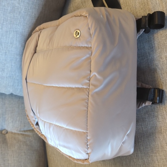 BEARPAW 15" Laptop Puffer Backpack Unisex Style BW-BBP1256  Sand NWT - Picture 6 of 14